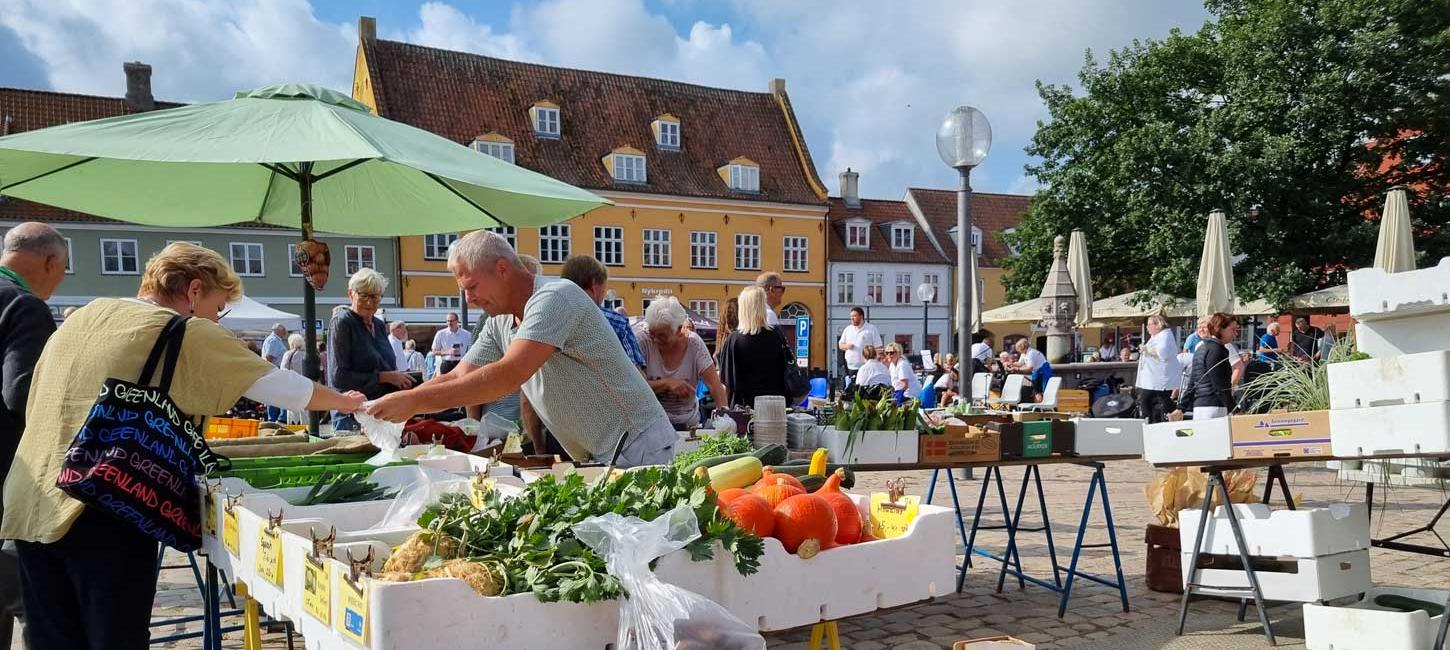 Torvehandel på Køge Torv